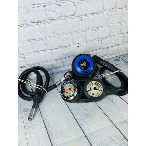 Mares Beta And Aeris Gauge With Compass Used - Picture 2 of 11